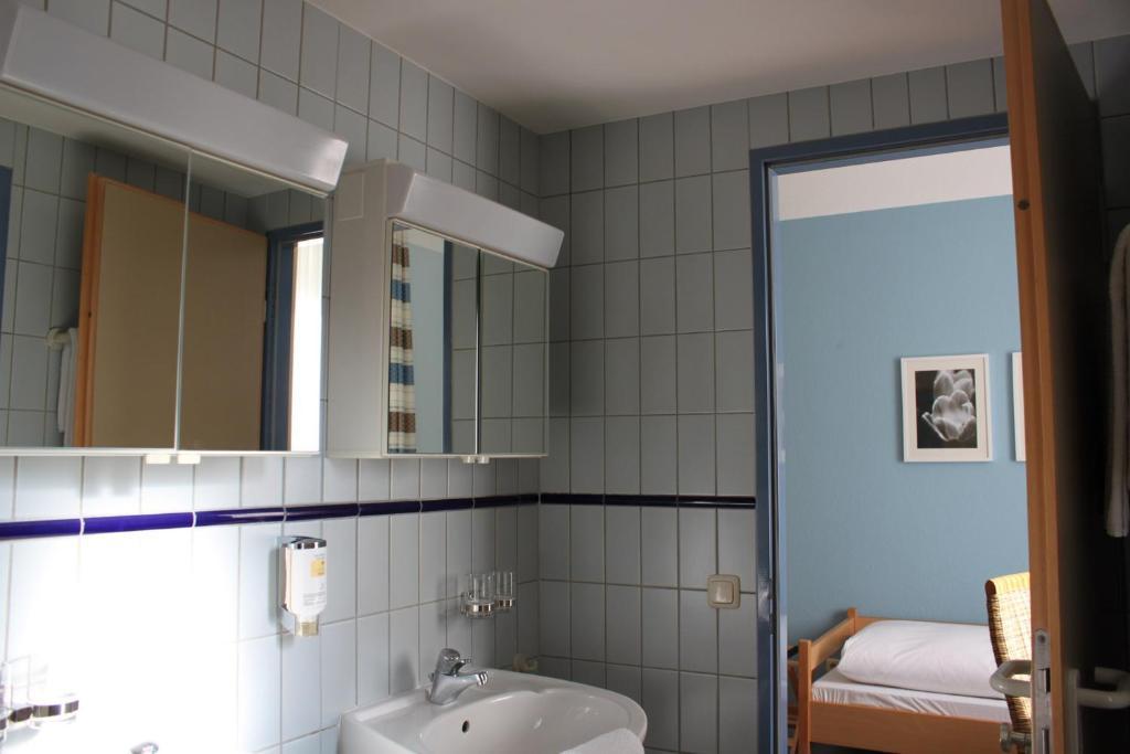 Landhotel Zur Alten Kaserne Ebern Экстерьер фото